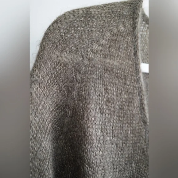 Handknitted Silk Mohair Cumulus Blouse in Olive - Picture 4 of 5